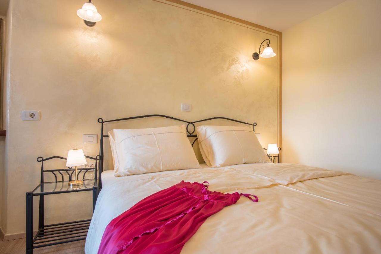 Vila Radolca Apartments & Rooms Радовлица Экстерьер фото