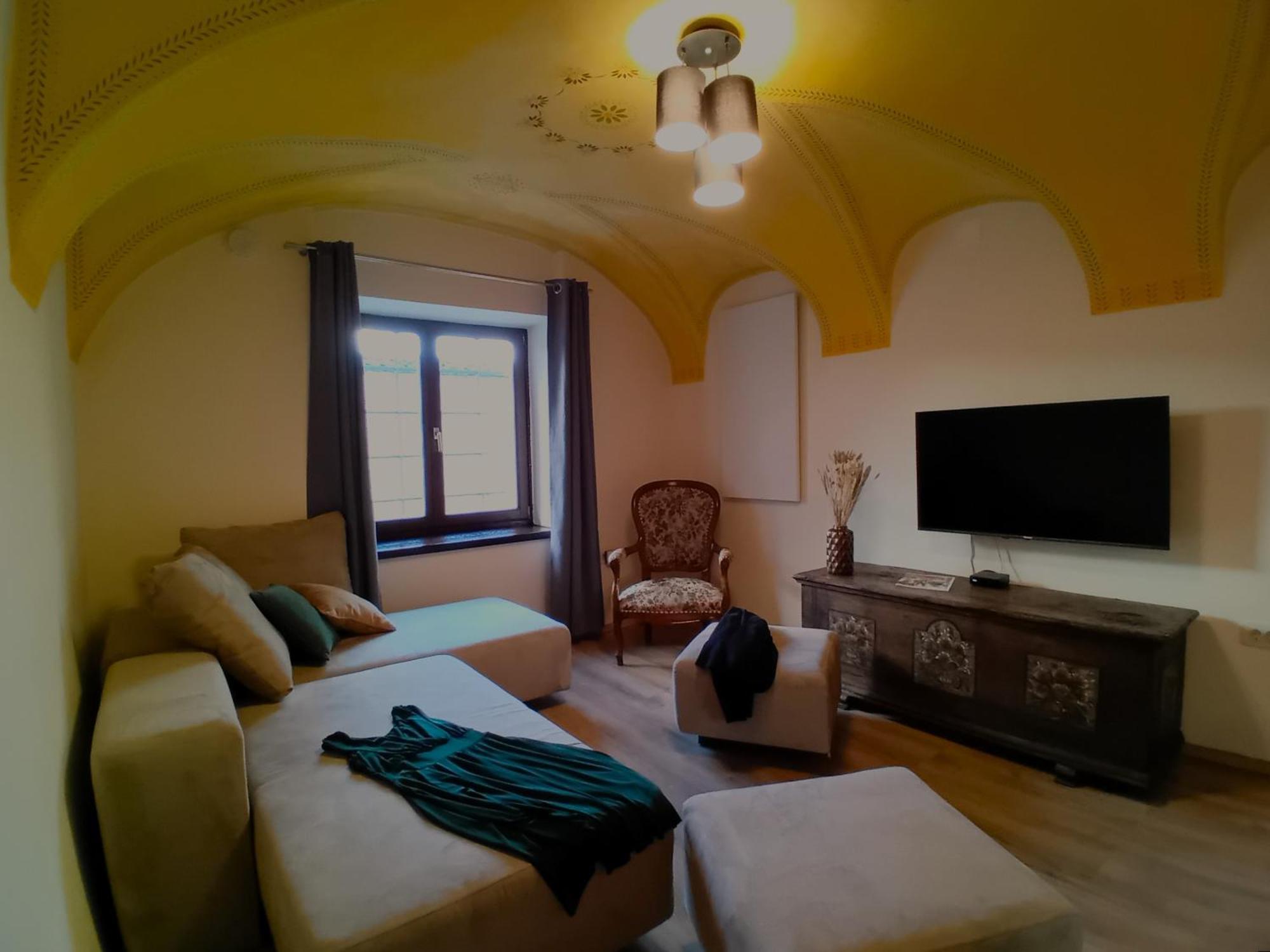 Vila Radolca Apartments & Rooms Радовлица Экстерьер фото