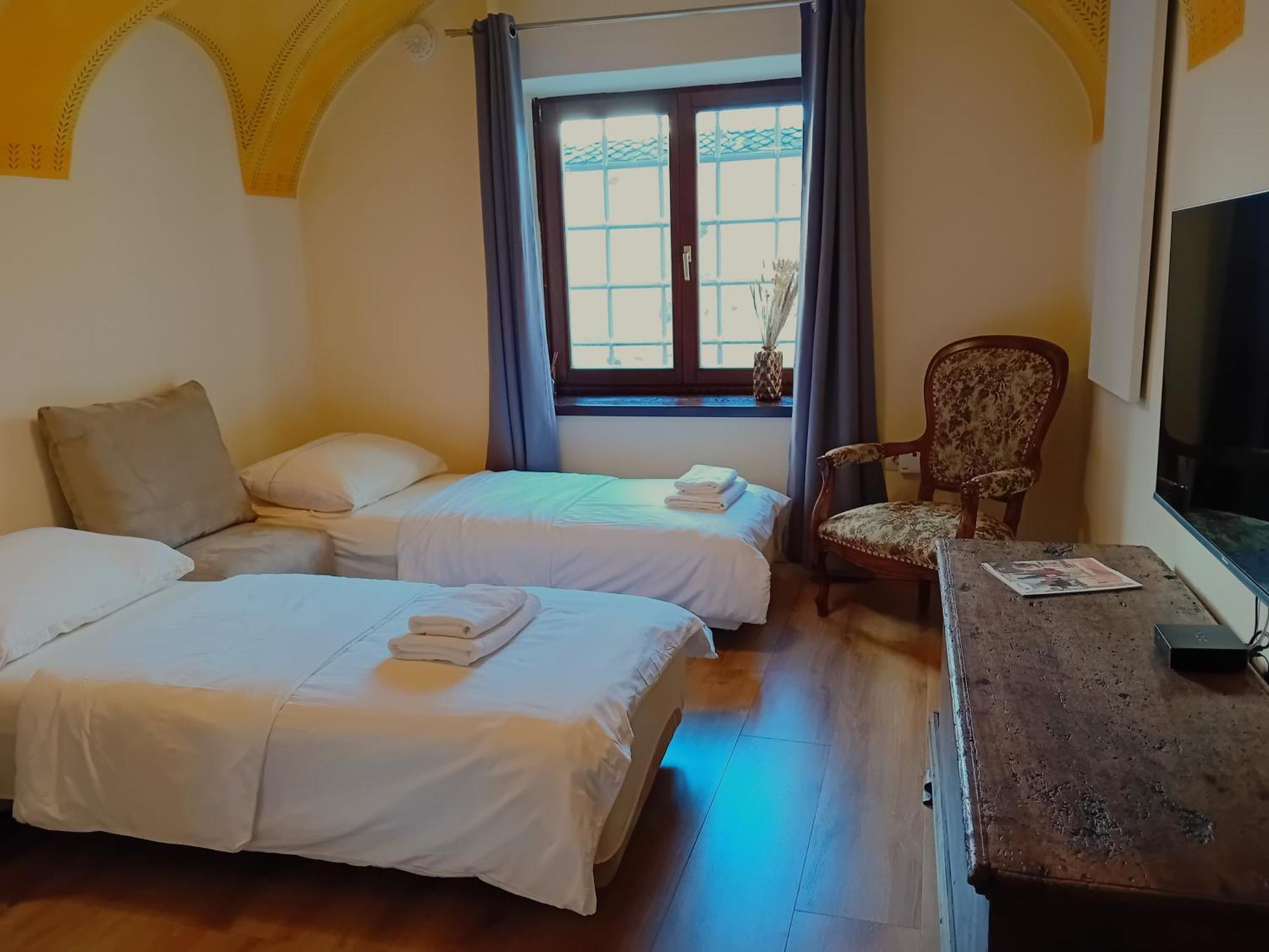 Vila Radolca Apartments & Rooms Радовлица Экстерьер фото